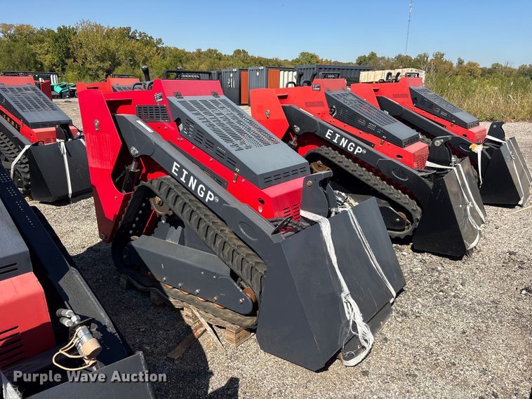 image for item ES8356 2024 Erie SCL850 compact utility loader