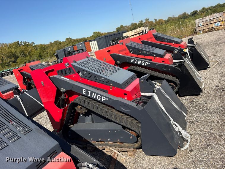 image for item ES8356 2024 Erie SCL850 compact utility loader