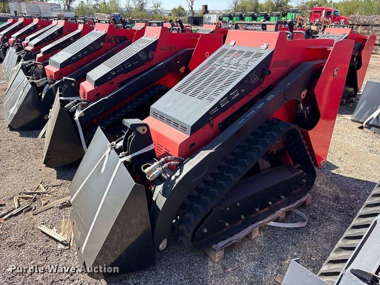 image for item ES8357 Erie SCL850 compact utility loader