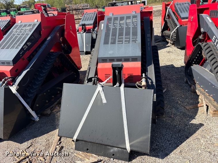 image for item ES8357 Erie SCL850 compact utility loader