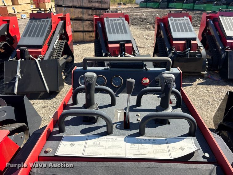 image for item ES8357 Erie SCL850 compact utility loader