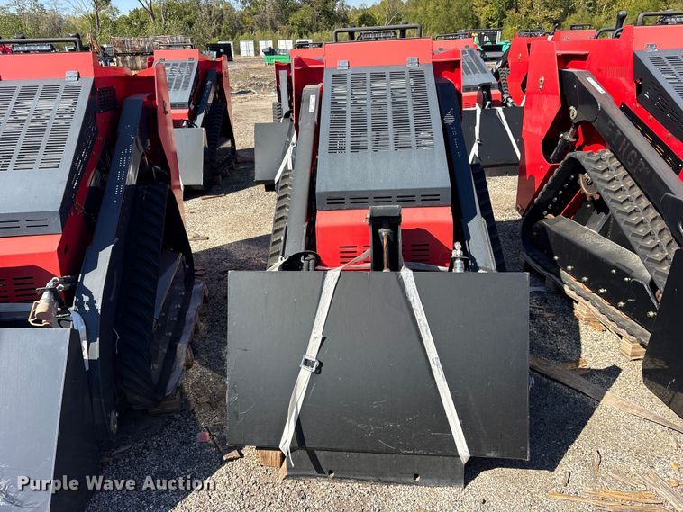 image for item ES8358 Erie SCL850 compact utility loader