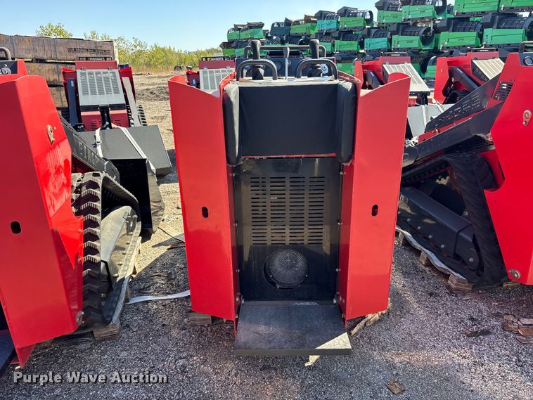 image for item ES8358 Erie SCL850 compact utility loader