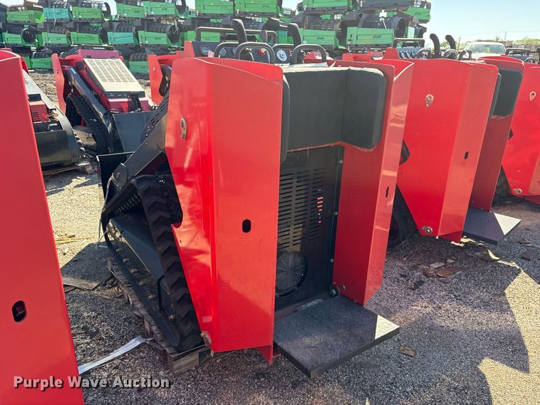 image for item ES8358 Erie SCL850 compact utility loader