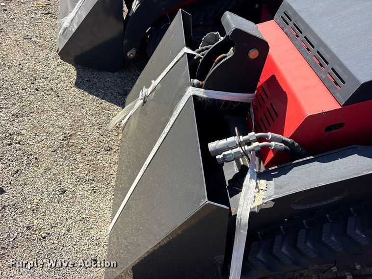 image for item ES8358 Erie SCL850 compact utility loader