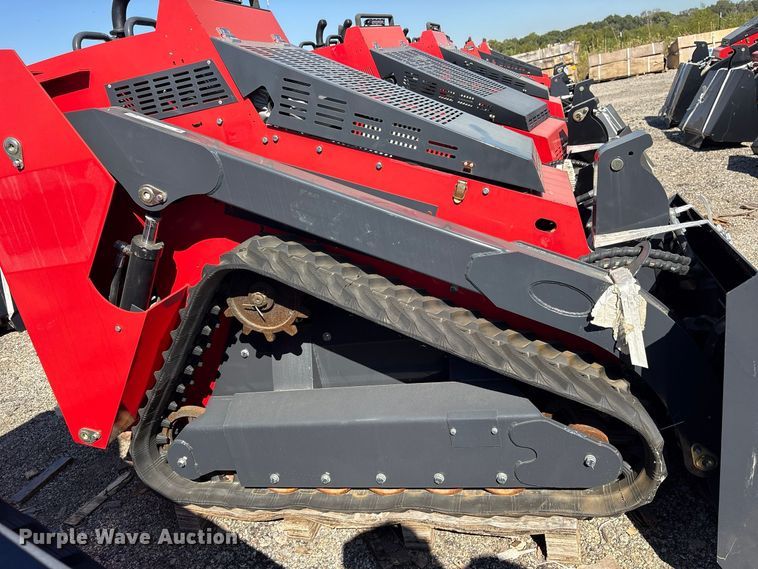 image for item ES8359 Erie SCL850 compact utility loader