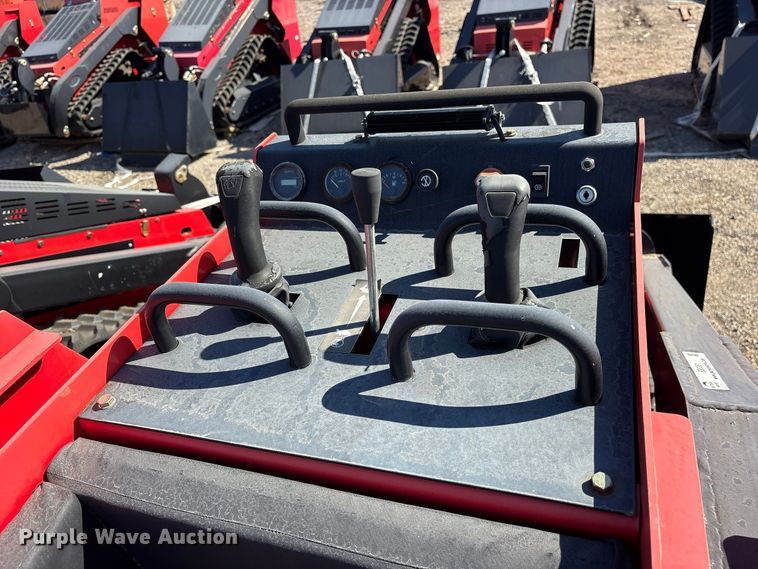 image for item ES8361 Erie SCL850 compact utility loader