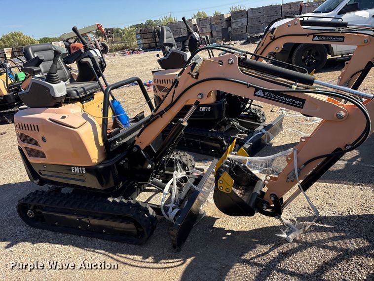 image for item ES8382 2024 Erie EM15 mini excavator