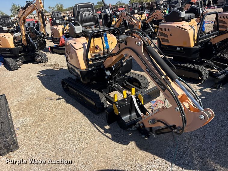 image for item ES8384 2024 Erie EM15 mini excavator