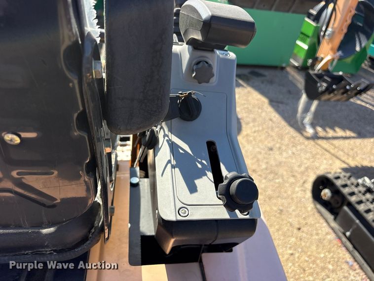image for item ES8384 2024 Erie EM15 mini excavator