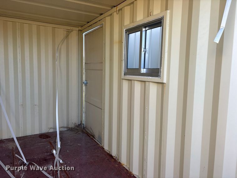 image for item ES8421 Shipping container