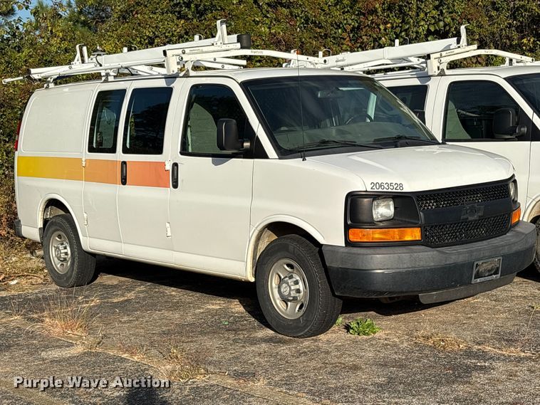 image for item ES8473 2016 Chevrolet Express 2500 van