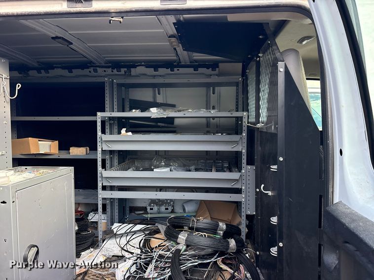 image for item ES8473 2016 Chevrolet Express 2500 van
