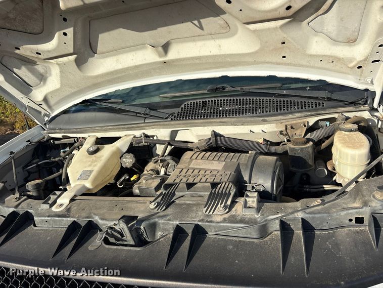 image for item ES8473 2016 Chevrolet Express 2500 van