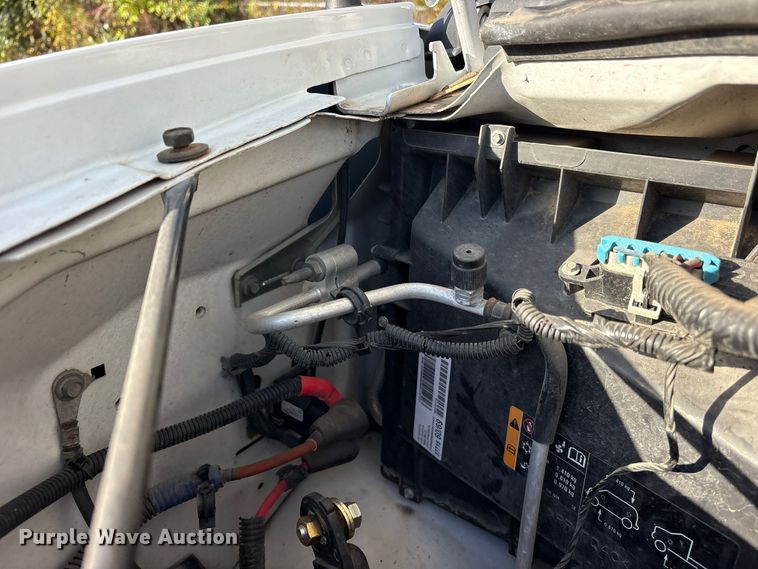 image for item ES8473 2016 Chevrolet Express 2500 van