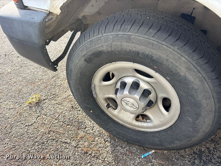image for item ES8473 2016 Chevrolet Express 2500 van