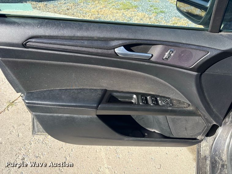 image for item ET8690 2018 Ford Fusion 