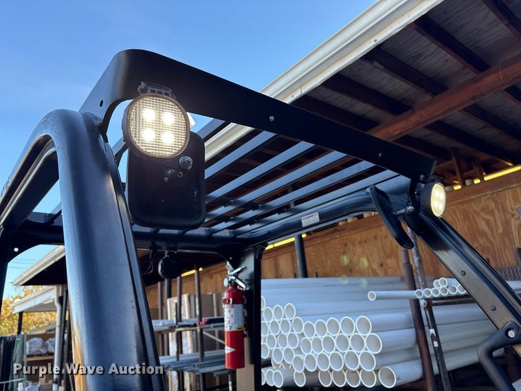 image for item ET8691 2019 Yale GLP040 forklift