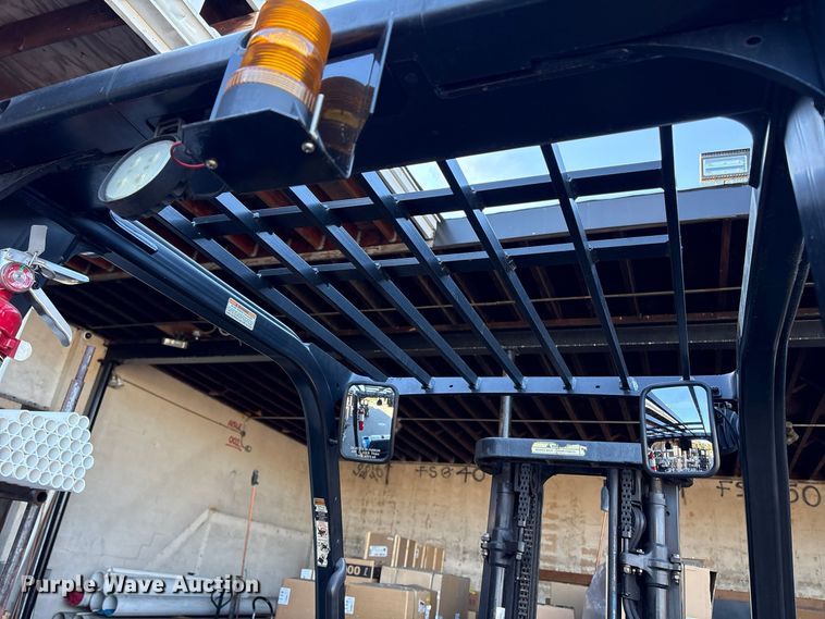 image for item ET8691 2019 Yale GLP040 forklift