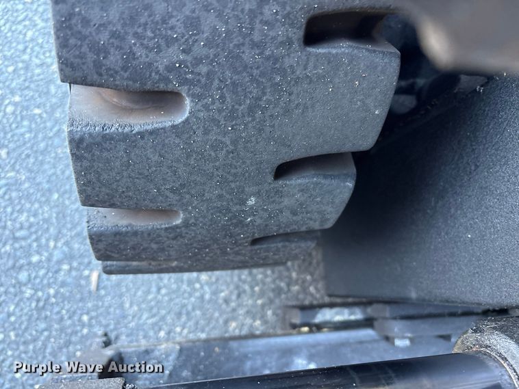 image for item ET8691 2019 Yale GLP040 forklift