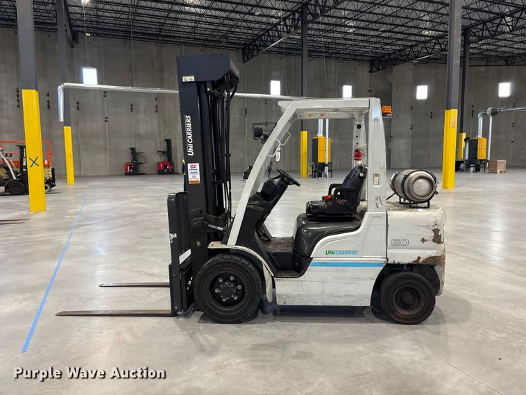 image for item ET8692 2016 Unicarrier 60 forklift