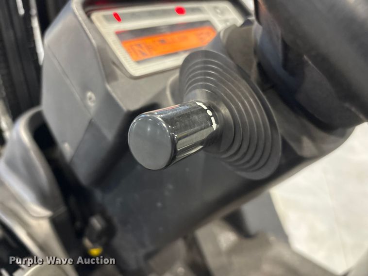 image for item ET8692 2016 Unicarrier 60 forklift