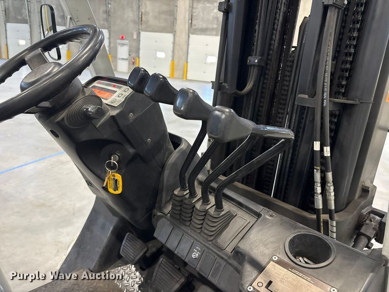 image for item ET8692 2016 Unicarrier 60 forklift