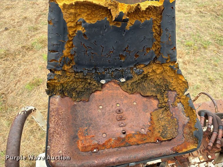 image for item EU5912 1980 Ford 7000 digger derrick truck