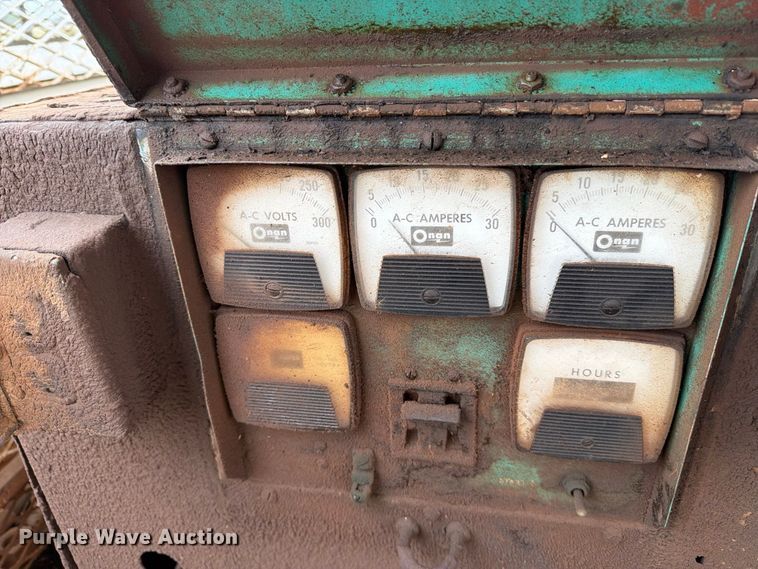 image for item EU5912 1980 Ford 7000 digger derrick truck