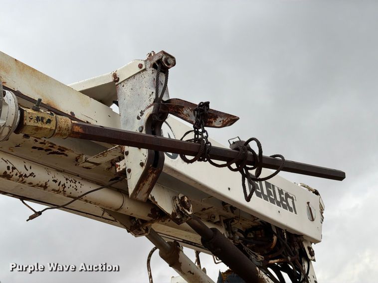 image for item EU5912 1980 Ford 7000 digger derrick truck
