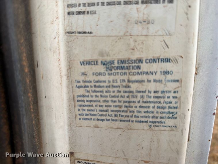 image for item EU5912 1980 Ford 7000 digger derrick truck