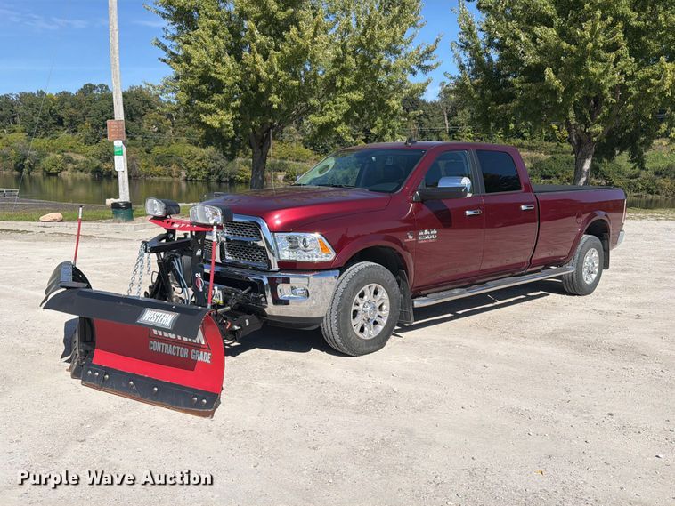 image for item EV7001 2018 RAM 2500 Heavy Duty Crew Cab pickup truck