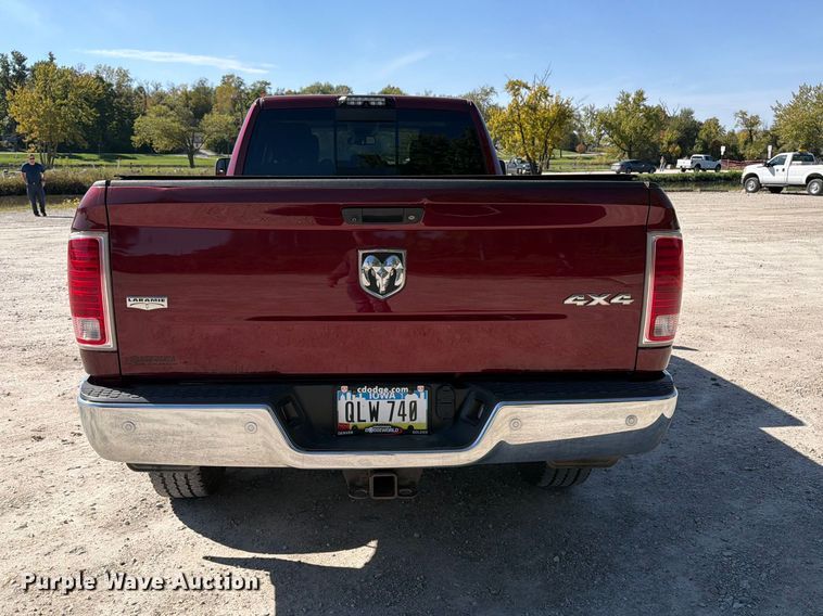 image for item EV7001 2018 RAM 2500 Heavy Duty Crew Cab pickup truck