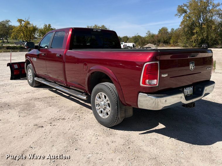 image for item EV7001 2018 RAM 2500 Heavy Duty Crew Cab pickup truck