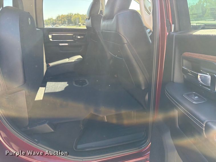 image for item EV7001 2018 RAM 2500 Heavy Duty Crew Cab pickup truck