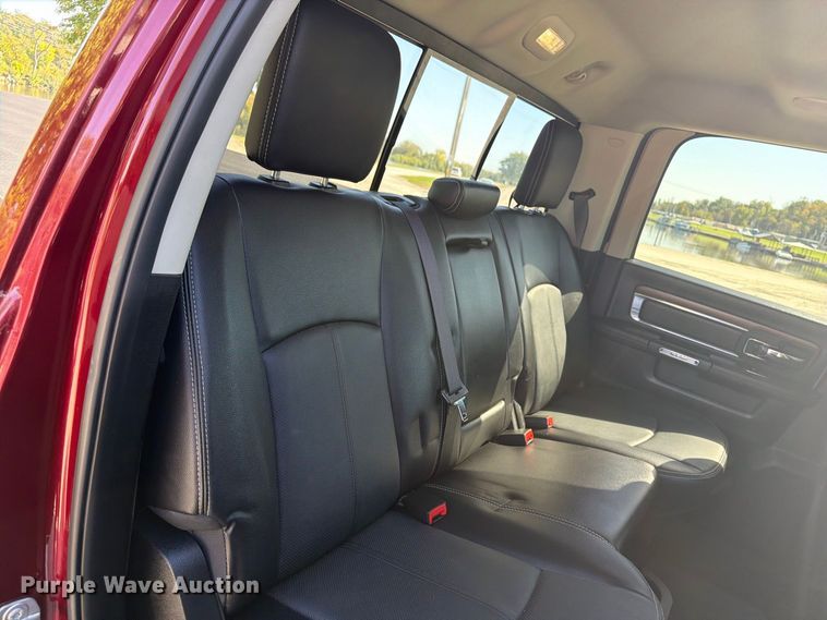 image for item EV7001 2018 RAM 2500 Heavy Duty Crew Cab pickup truck
