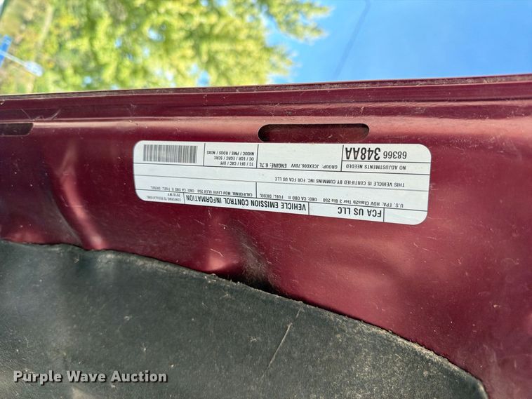 image for item EV7001 2018 RAM 2500 Heavy Duty Crew Cab pickup truck