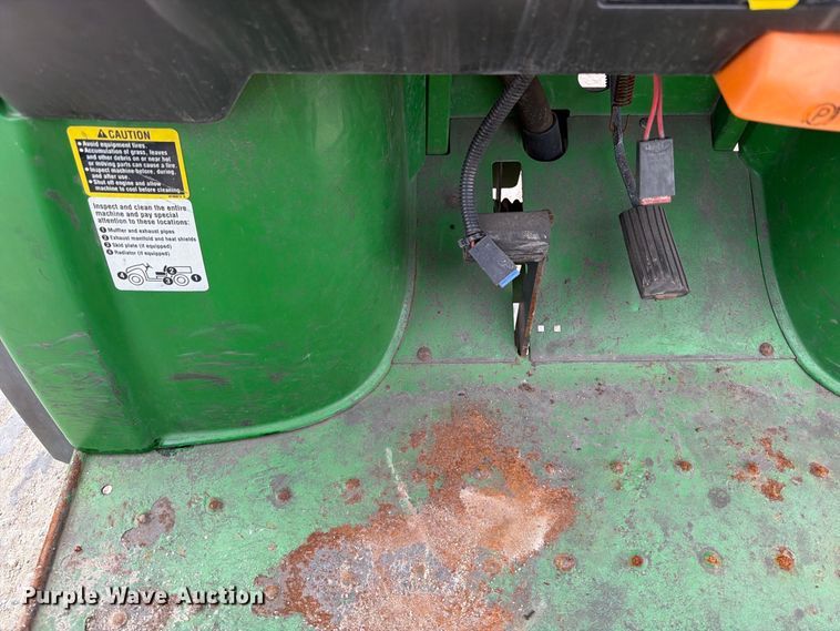 image for item EV7015 John Deere Gator CX utility vehicle