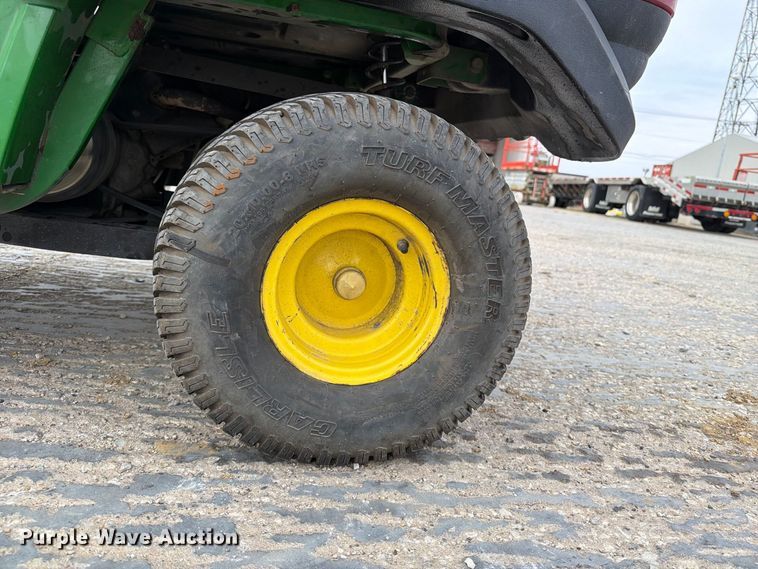 image for item EV7015 John Deere Gator CX utility vehicle