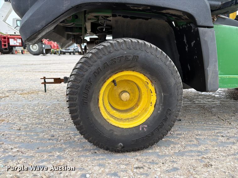 image for item EV7015 John Deere Gator CX utility vehicle