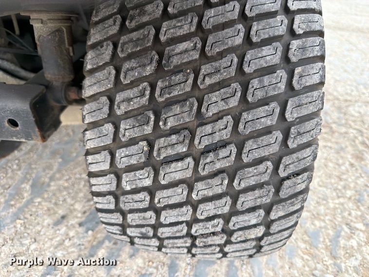 image for item EV7015 John Deere Gator CX utility vehicle