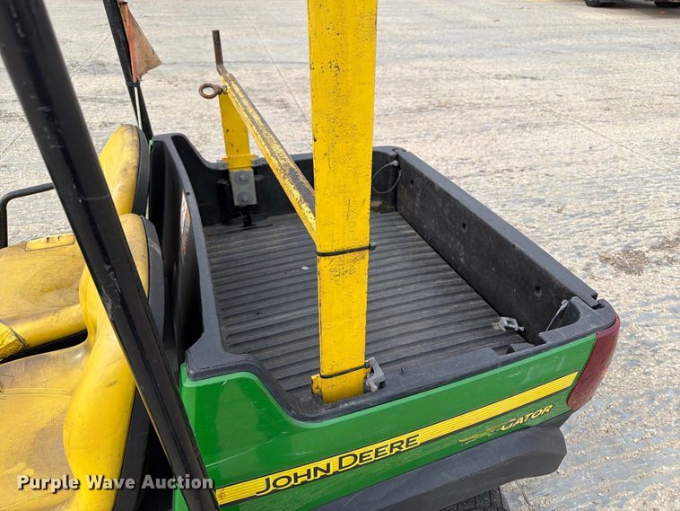 image for item EV7016 John Deere Gator CX utility vehicle