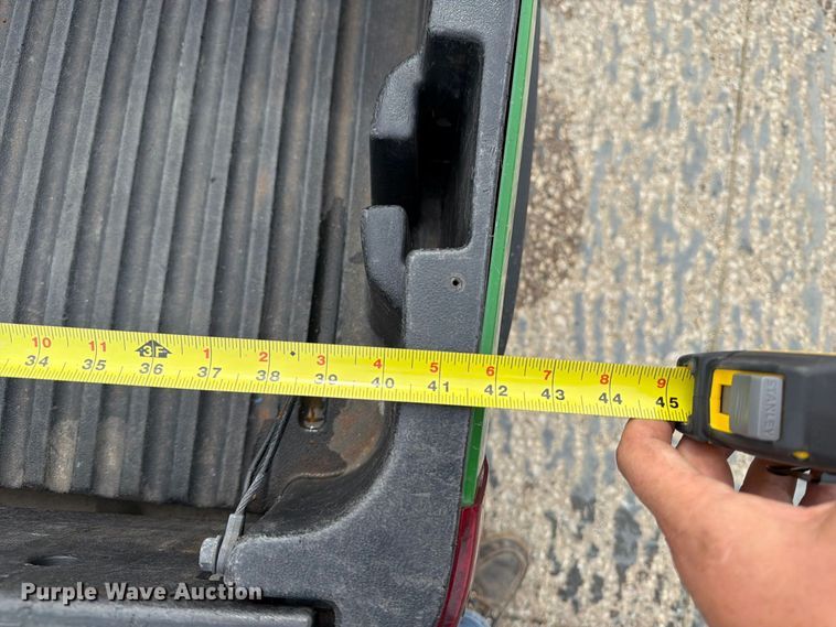 image for item EV7016 John Deere Gator CX utility vehicle