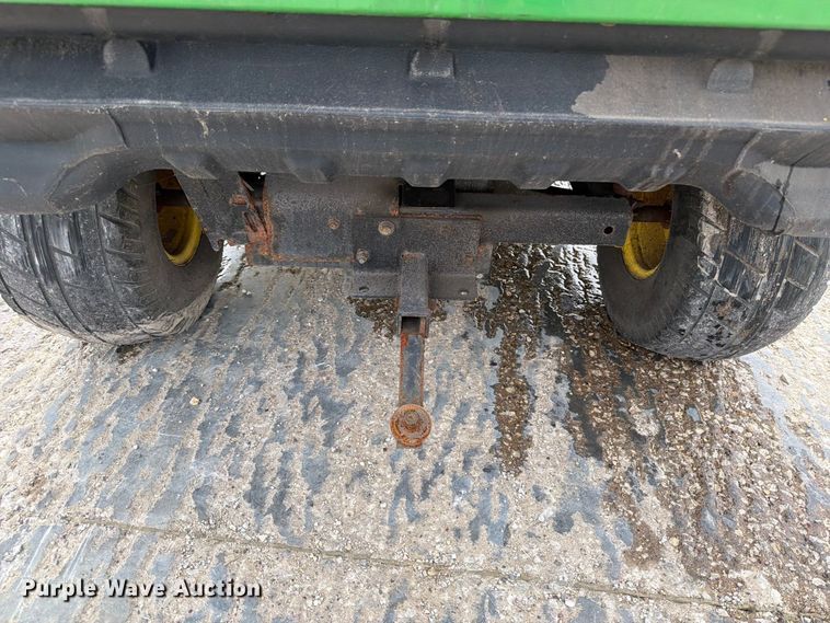 image for item EV7016 John Deere Gator CX utility vehicle
