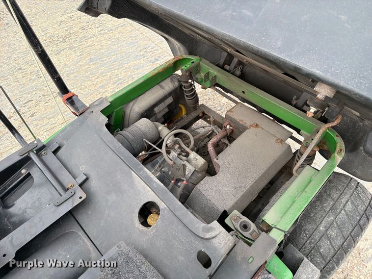image for item EV7016 John Deere Gator CX utility vehicle