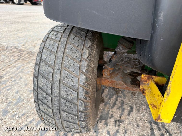 image for item EV7016 John Deere Gator CX utility vehicle