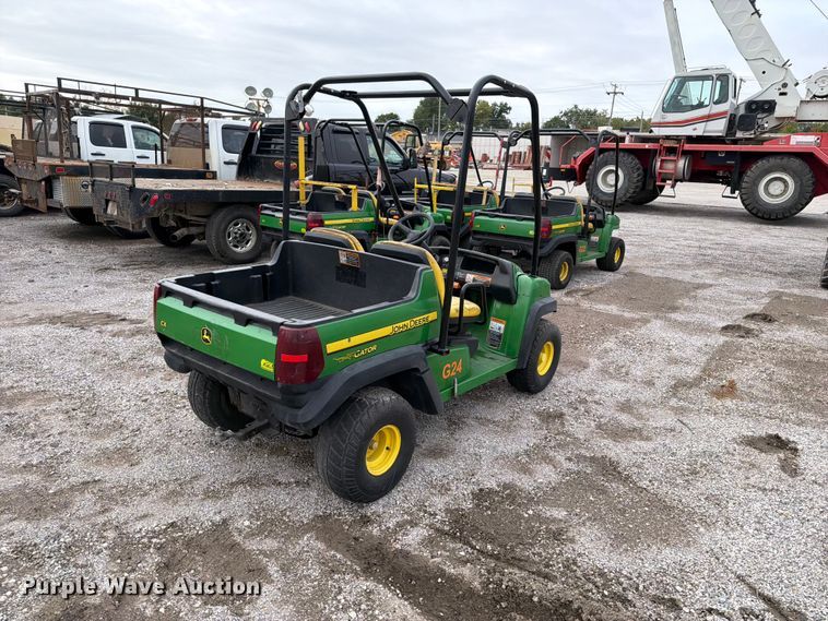 image for item EV7017 John Deere Gator CX utility vehicle