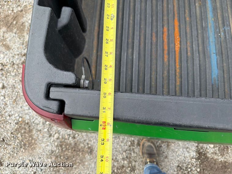 image for item EV7017 John Deere Gator CX utility vehicle