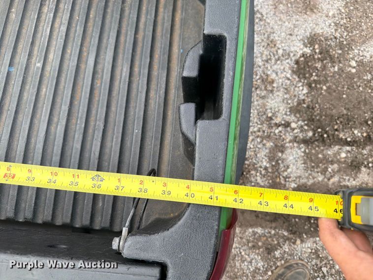 image for item EV7017 John Deere Gator CX utility vehicle