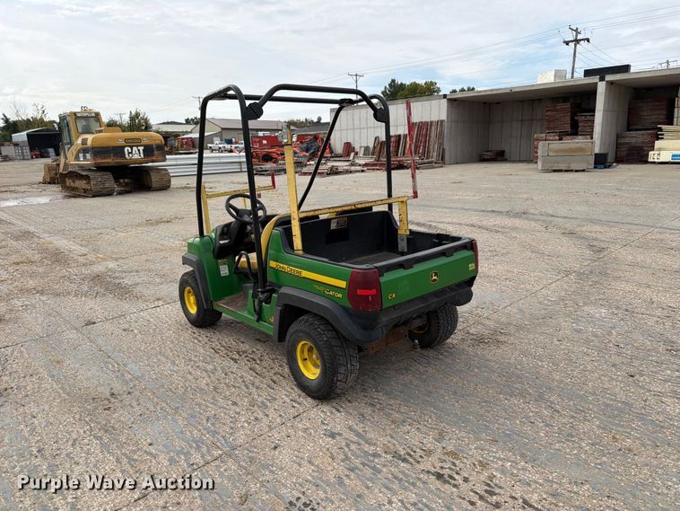 image for item EV7018 John Deere Gator CX utility vehicle
